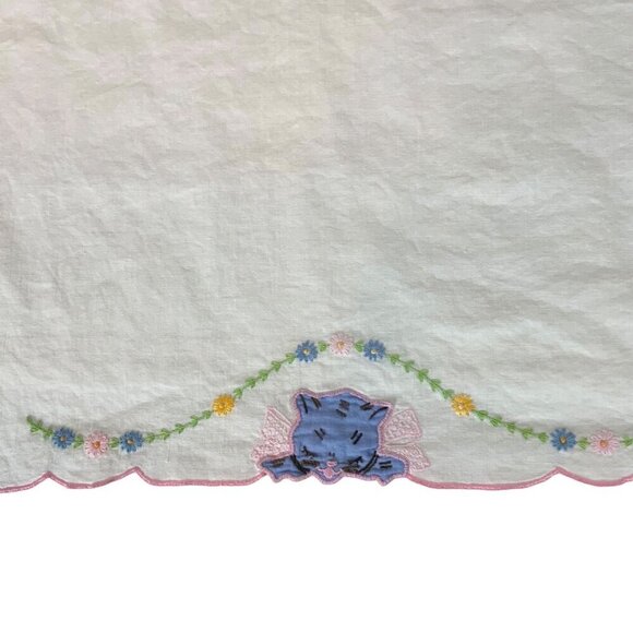 Embroidered Tablecloth Runner Blue Cats Kittens Floral Garland Scalloped Edges - Picture 3 of 6